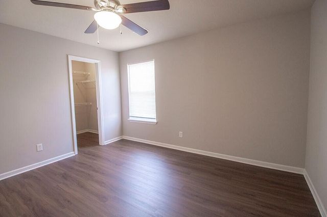 1921 W FIELD ST, Columbia, MO 65203