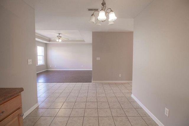 1921 W FIELD ST, Columbia, MO 65203