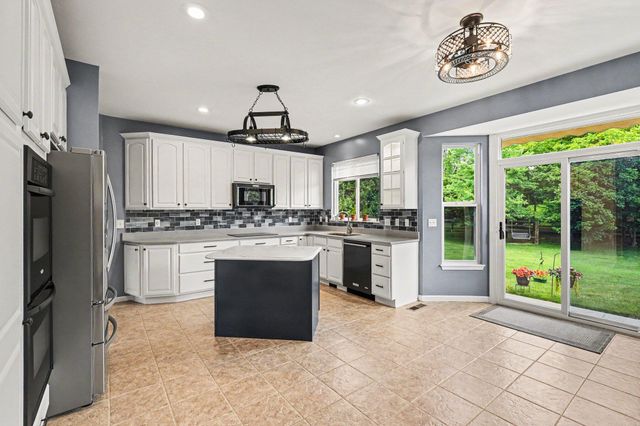 10282 Highmeadow Lane, Independence, KY 41051