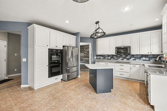 10282 Highmeadow Lane, Independence, KY 41051