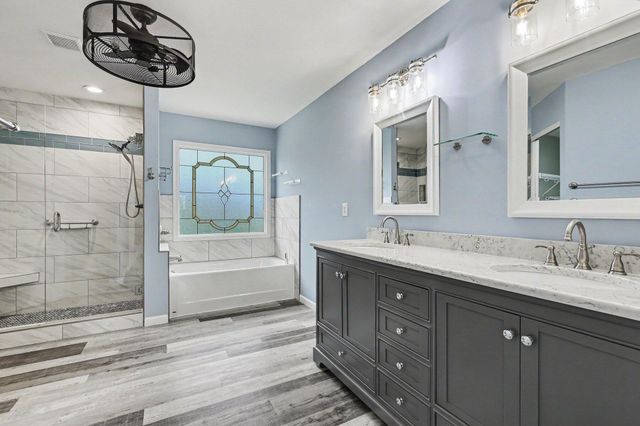 10282 Highmeadow Lane, Independence, KY 41051