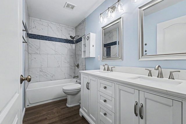 10282 Highmeadow Lane, Independence, KY 41051