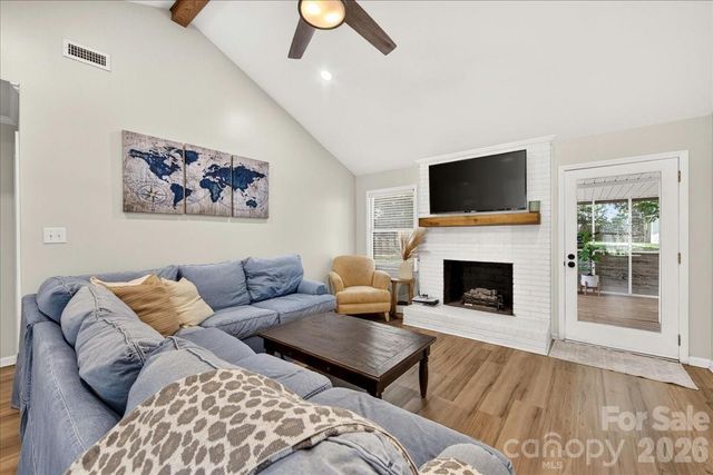 8610 Brookstead Drive, Charlotte, NC 28215