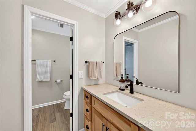 8610 Brookstead Drive, Charlotte, NC 28215
