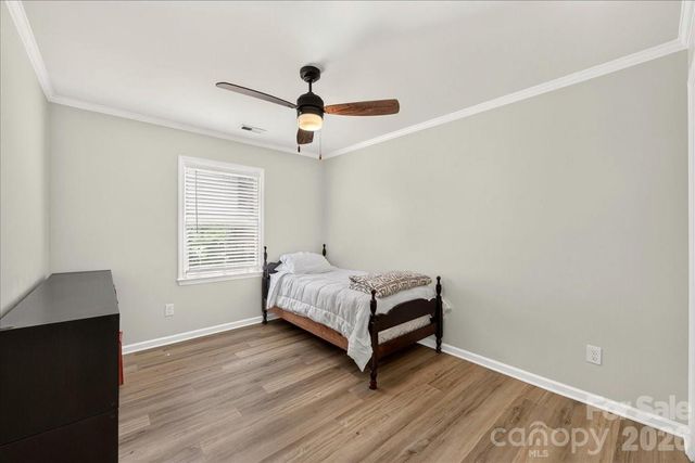 8610 Brookstead Drive, Charlotte, NC 28215