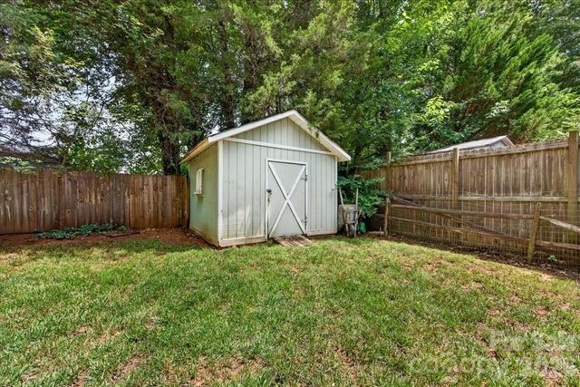8610 Brookstead Drive, Charlotte, NC 28215