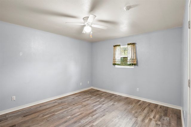 521 Hilltop Drive, Tool, TX 75143