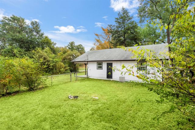 521 Hilltop Drive, Tool, TX 75143