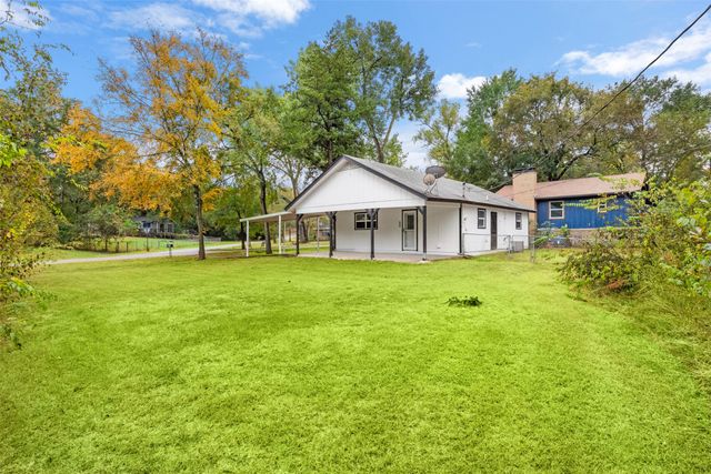 521 Hilltop Drive, Tool, TX 75143