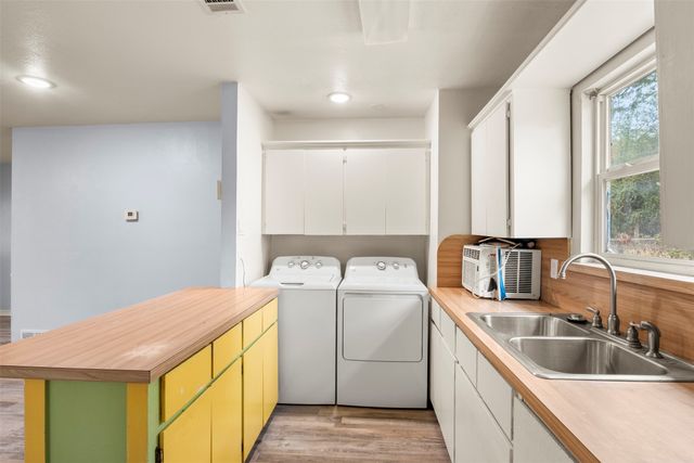 521 Hilltop Drive, Tool, TX 75143