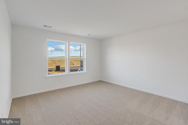 601 CLOVER LN, Orange, VA 22960