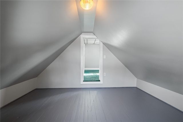 768 Baldwin Ave, Sharon, PA 16146