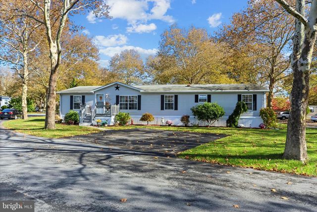 8 CEDAR CT, Bath, PA 18014