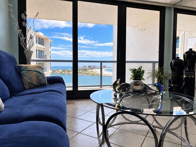 440 S GULFVIEW BOULEVARD 1501, Clearwater Beach, FL 33767