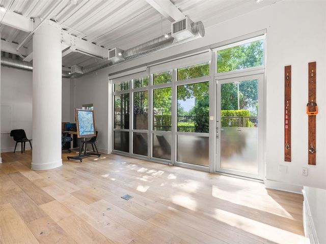 603 Davis ST 101, Austin, TX 78701