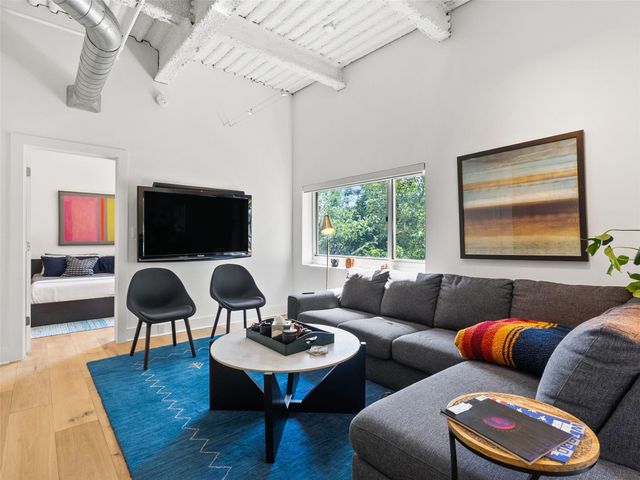 603 Davis ST 101, Austin, TX 78701