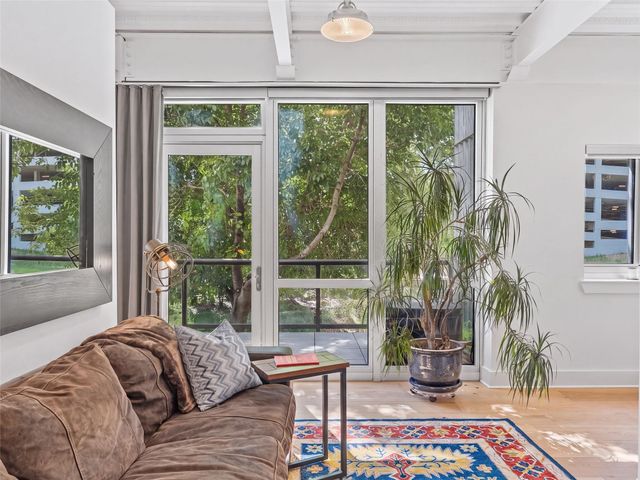 603 Davis ST 101, Austin, TX 78701