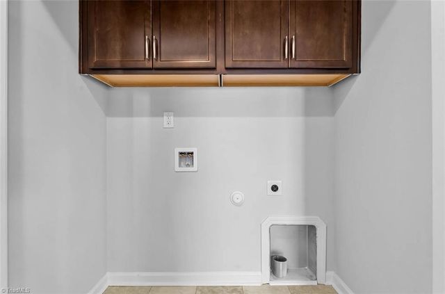 523 Raspberry Hill Road, Winston-salem, NC 27106