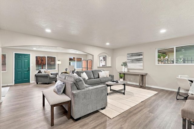 2604 Sandler Drive NE, Albuquerque, NM 87112