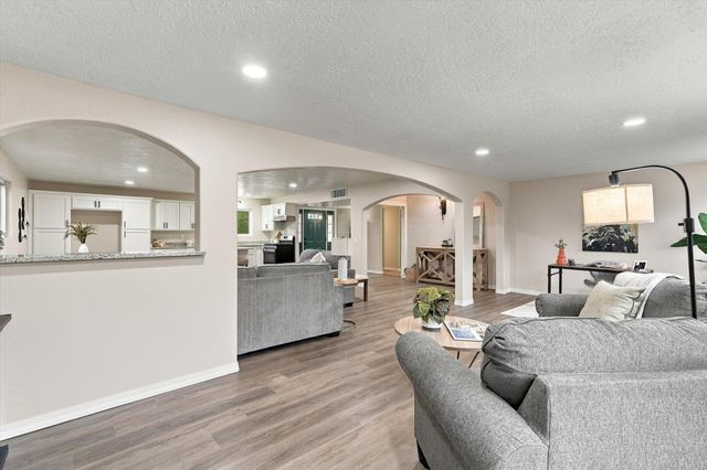 2604 Sandler Drive NE, Albuquerque, NM 87112