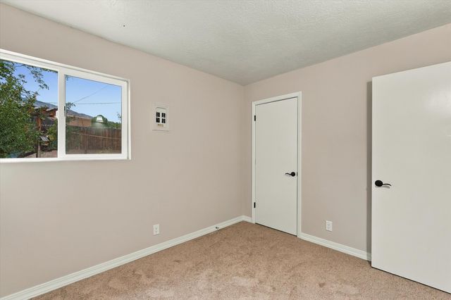 2604 Sandler Drive NE, Albuquerque, NM 87112