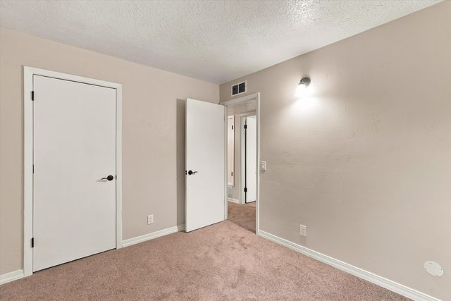 2604 Sandler Drive NE, Albuquerque, NM 87112