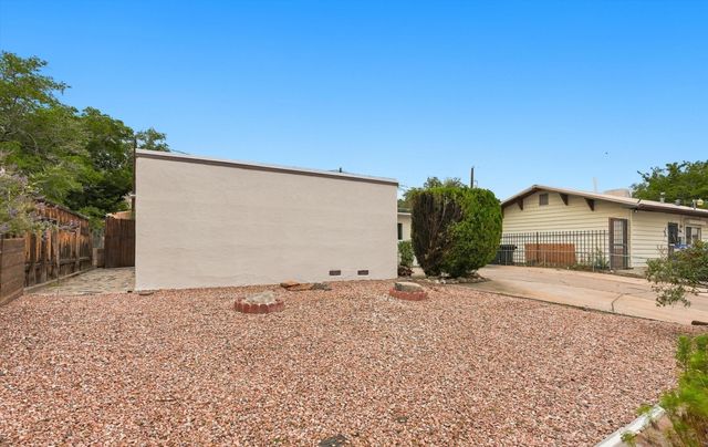 2604 Sandler Drive NE, Albuquerque, NM 87112