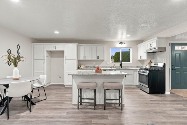 2604 Sandler Drive NE, Albuquerque, NM 87112
