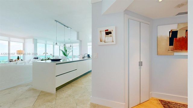 5025 Collins Ave 2206, Miami Beach, FL 33140