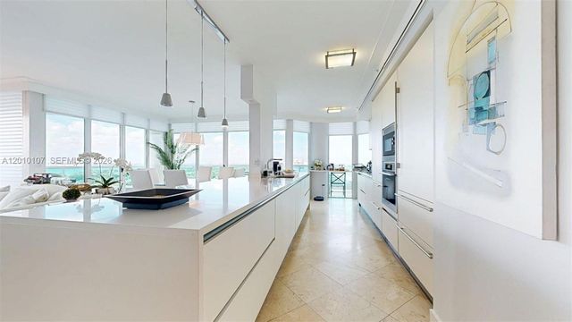5025 Collins Ave 2206, Miami Beach, FL 33140