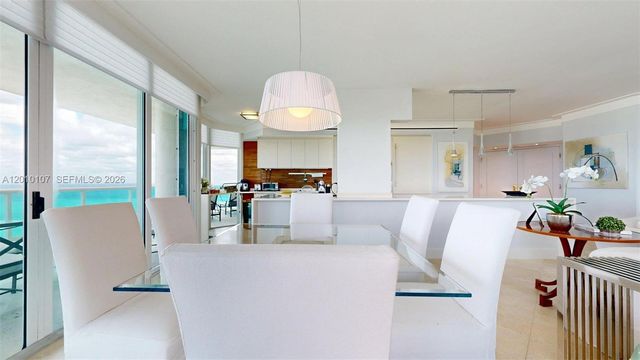 5025 Collins Ave 2206, Miami Beach, FL 33140
