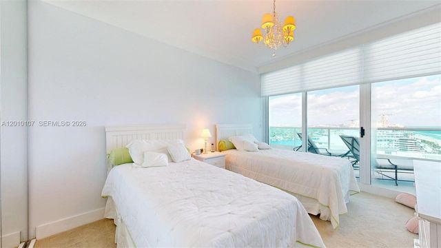 5025 Collins Ave 2206, Miami Beach, FL 33140