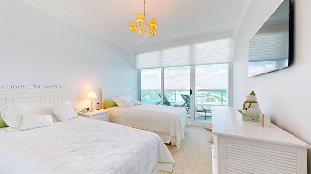 5025 Collins Ave 2206, Miami Beach, FL 33140