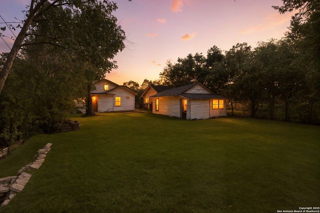 726 E Highland Blvd, San Antonio, TX 78210