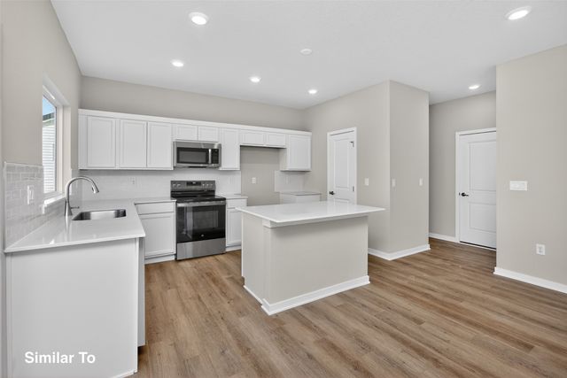 703 NE Doe Pointe Drive, Ankeny, IA 50021