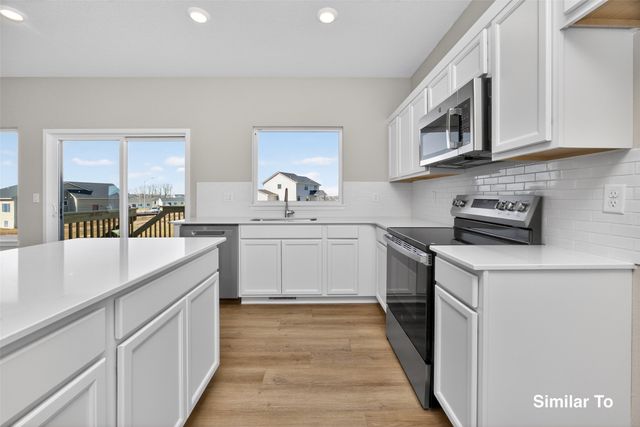 703 NE Doe Pointe Drive, Ankeny, IA 50021