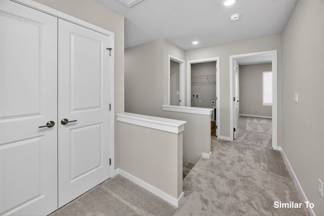 703 NE Doe Pointe Drive, Ankeny, IA 50021