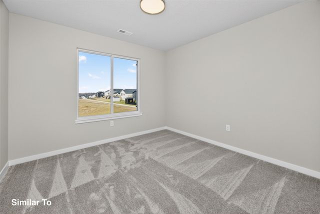 703 NE Doe Pointe Drive, Ankeny, IA 50021