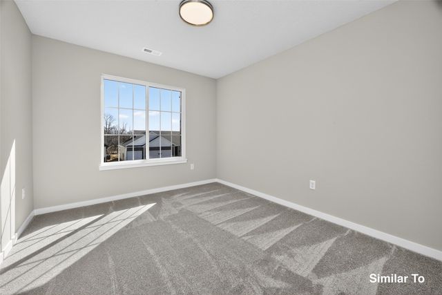 703 NE Doe Pointe Drive, Ankeny, IA 50021