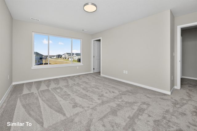 703 NE Doe Pointe Drive, Ankeny, IA 50021