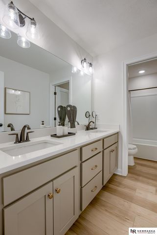 11132 N 161st Avenue, Bennington, NE 68007