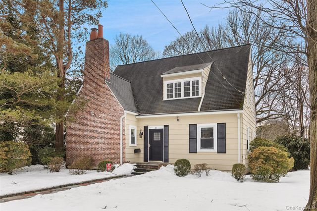 23 Garretson Road, White Plains, NY 10604