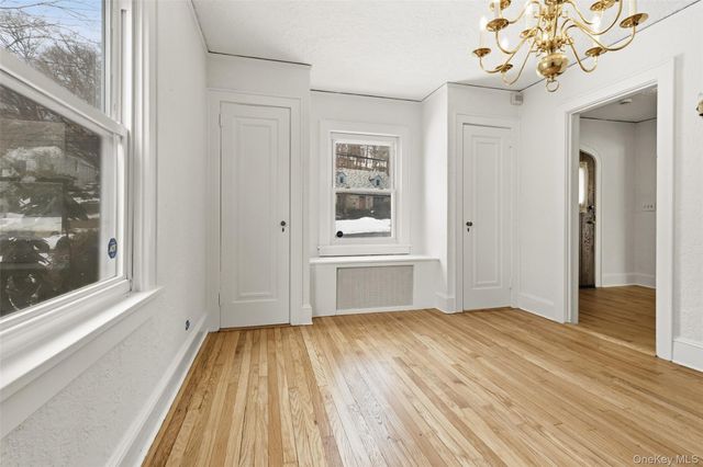 23 Garretson Road, White Plains, NY 10604