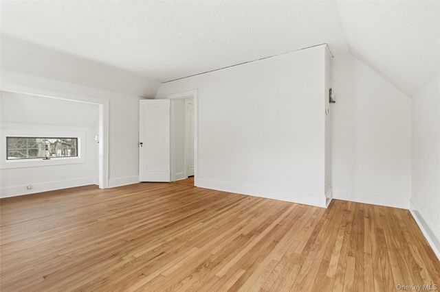 23 Garretson Road, White Plains, NY 10604