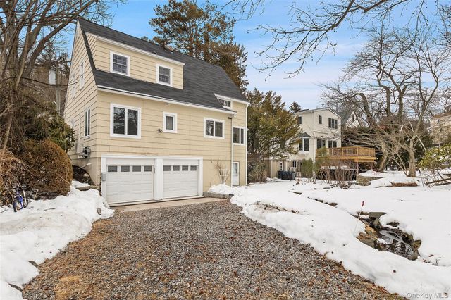 23 Garretson Road, White Plains, NY 10604