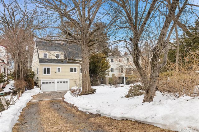 23 Garretson Road, White Plains, NY 10604