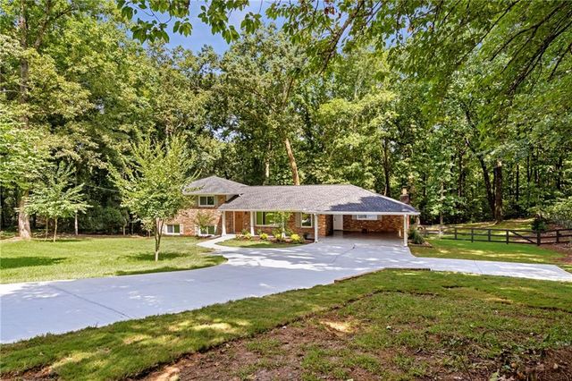 1891 Silver Hill Road, Stone Mountain, GA 30087