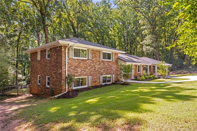 1891 Silver Hill Road, Stone Mountain, GA 30087