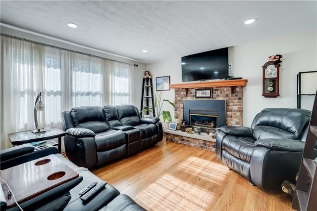 3584 Ontario Center Road, Walworth, NY 14568
