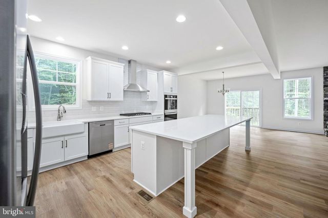 185 INFINITY LN, Stafford, VA 22556